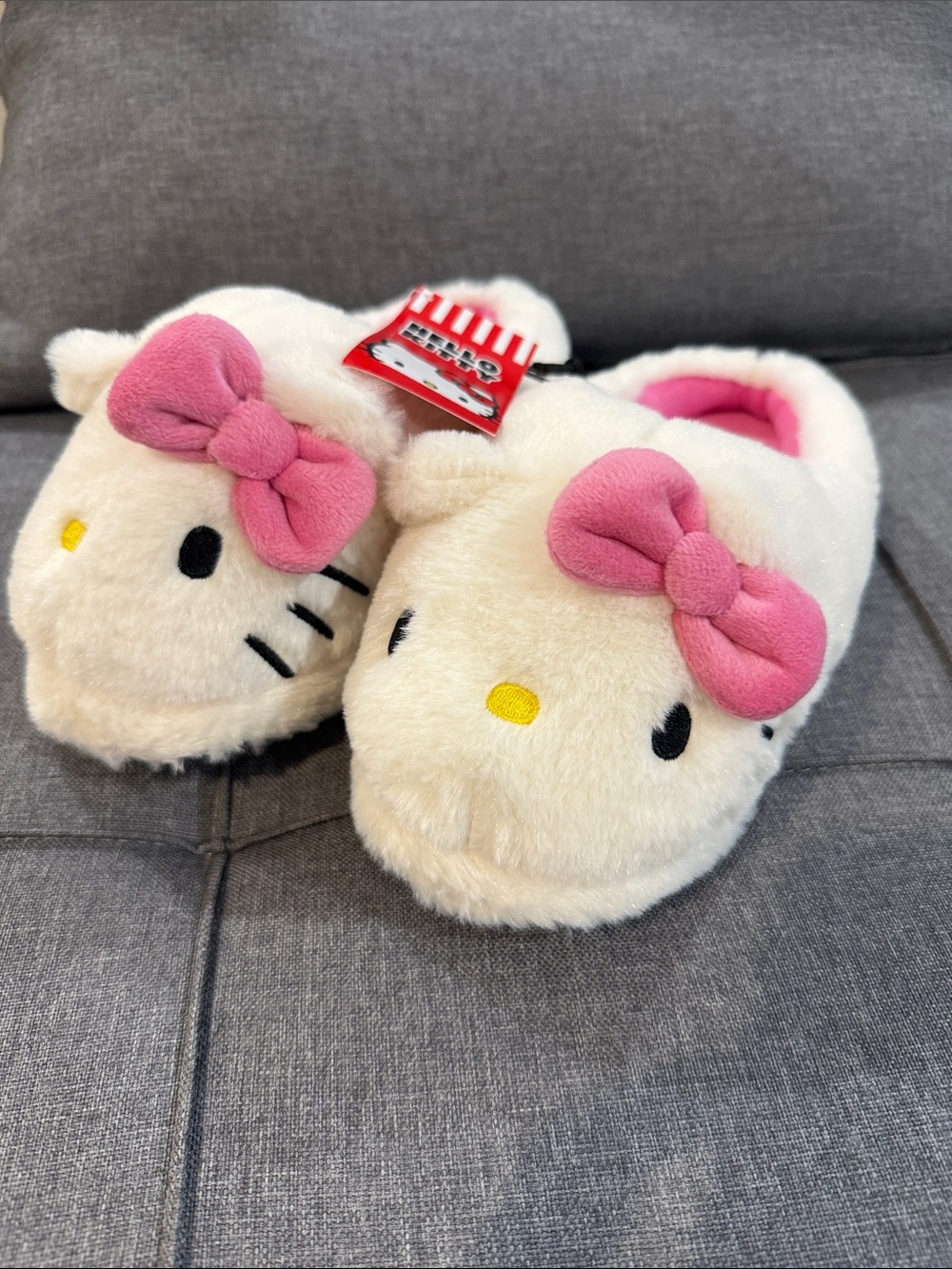 Hello Kitty White Plush Slippers with Pink Bows